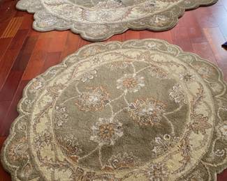 Charisma Wool Green Floral Scalloped Rugs 
