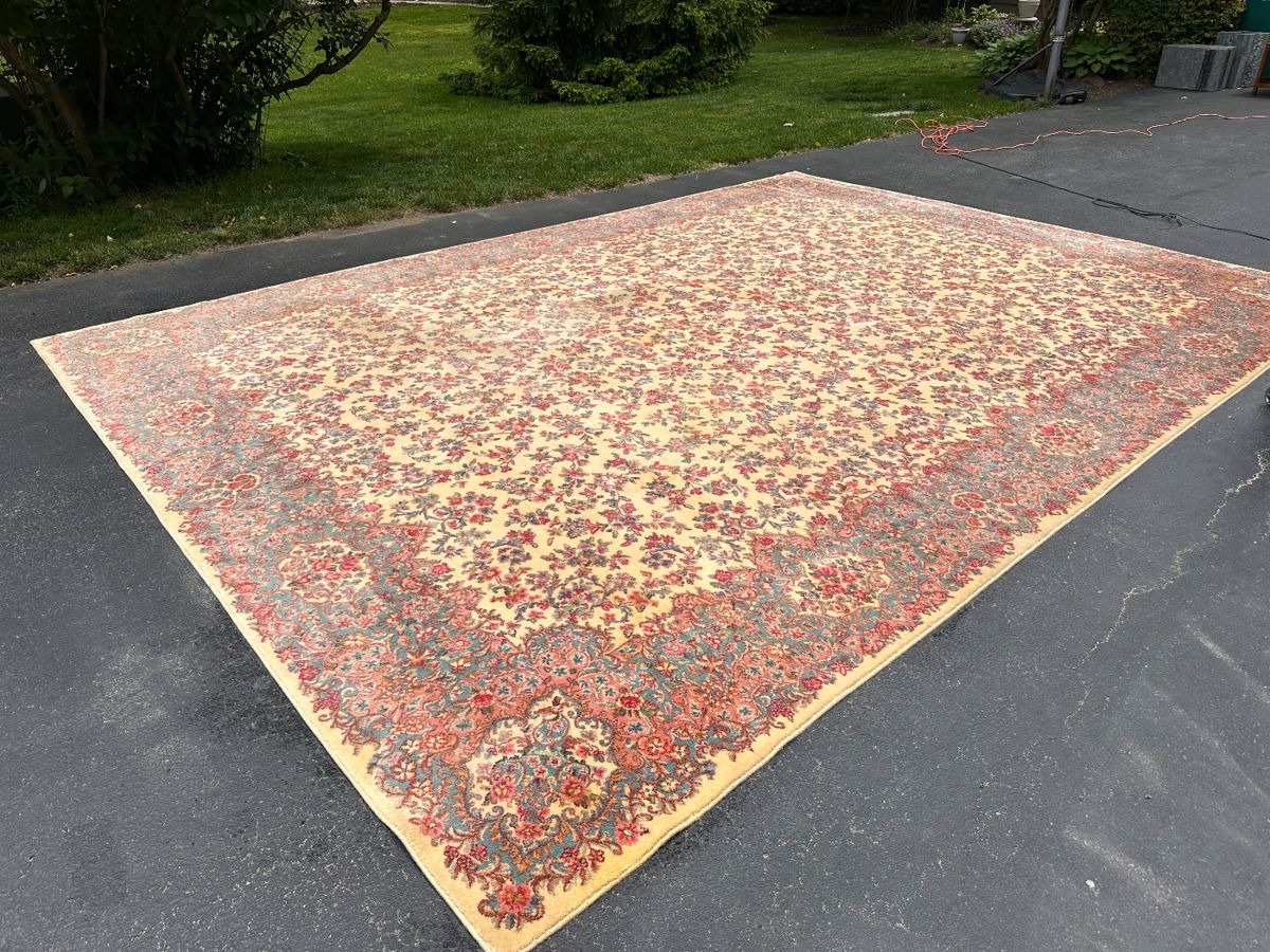 (70)Vintage Karastan Kirman #788 Wool Area Rug 11.5 x 16.  Gorgeous. $1200 Matching smaller rug available