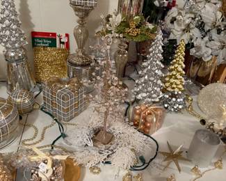 Did anyone say holiday decorations?