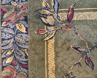 This is a picture of the pattern of the dining room rug. Hopefully, it is helpful to our customers to see the colors involved. This rug has been recently cleaned.