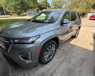 Wow!  Nice car! 2023 Chevrolet Traverse with only  9 thousand miles.