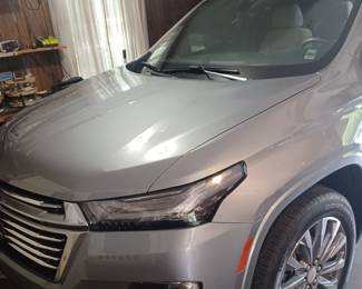 Ok...this is the front end of the Chevy Traverse. Not the best pic but we didn't have it out of the garage at the time. I'll post more in the next week.