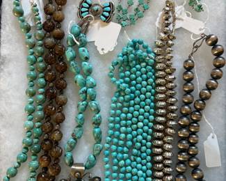 An example of some of the nice Native American jewelry available.