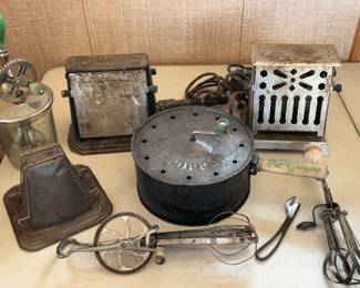 Antique Kitchen Appliances