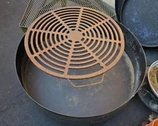 Heavy duty cowboy grill / firepit.