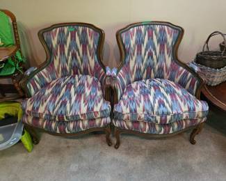 Gorgeous matching arm chairs. 