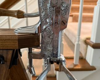 Rogar Estate Counter Mount Table Top Corkscrew Wine Bottle Opener with Tripod