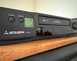 Mitsubishi HS-U780 VCR