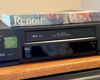 Mitsubishi HS-U780 VCR Player 