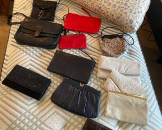 Purses & Clutches