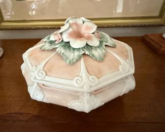O.G.G Italy Floral Porcelain Lidded Trinket Box