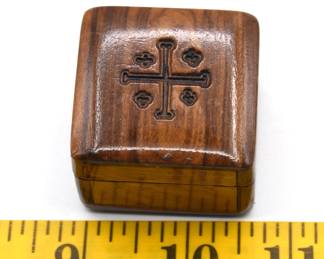 small Bethlehem wooden ring box