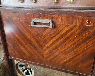 Philco Radio.  Works!  I think I'm spelling Philco incorrectly.