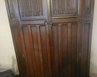 Armoire