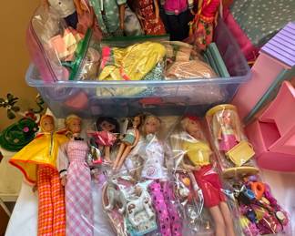 2- 1971 Barbie’s. Lots of 1990’s Barbies