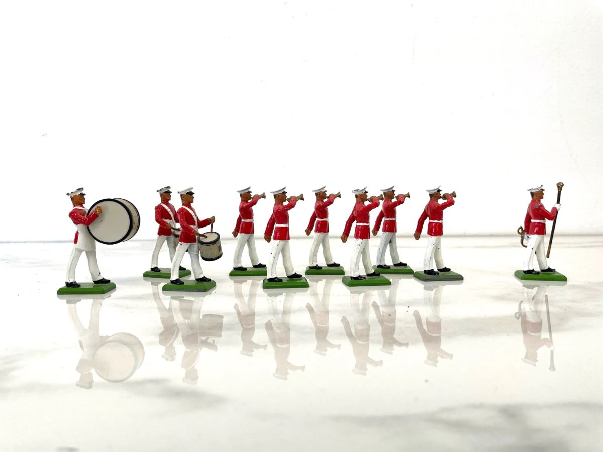 Lot 7678 Vintage Britains American Marines Marching Band Figures