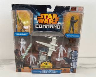 Lot 7705 Star Wars Command Endor Attack Set in Package