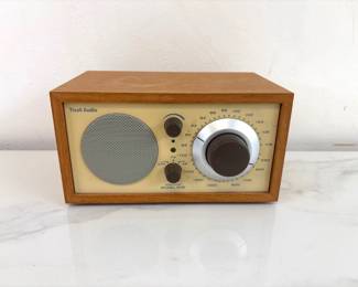 Lot 7786 Tivoli Audio Model One Radio