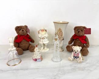 Lot 7813 Lenox Christmas Ornaments  Decor