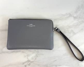 Lot 7788 Small Coach Wristlet