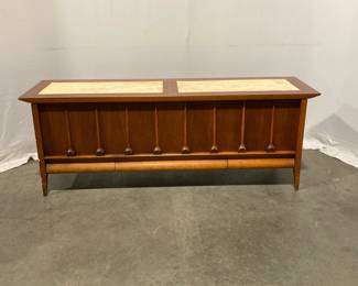 Lot 7883 Vintage Lane Mid Century Cedar Chest
