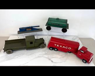 Lot 7606 Vintage Buddy L Texaco Tanker Truck  Coast Defense Gun  Chesapeake Ohio Tank Car Steelcraft  US Army Truck