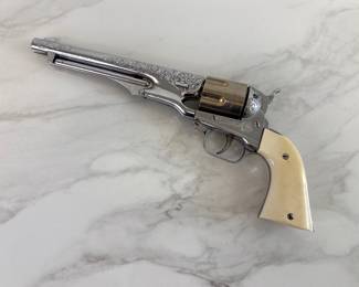 Lot 7614 Vintage Metal Hubley Colt 45 Toy Gun