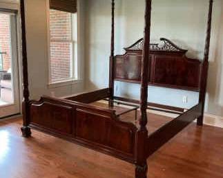 Thomasville King 4Post Bedframe