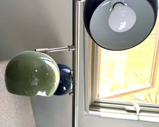 Floor lamp