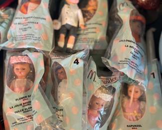 Vintage McDonalds Madame Alexander dolls 