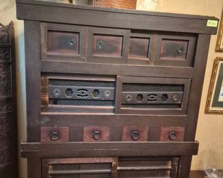 Tansu kitchen