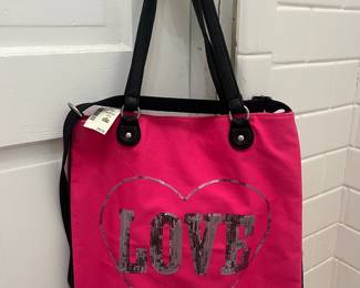 Aeropostale Hot Pink Tote Bag, brand new with tags, retails at $39.50!