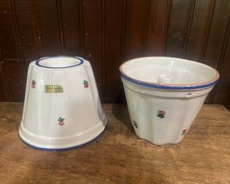 Neiman Marcus Italy Ceramic Bundt Cake Molds