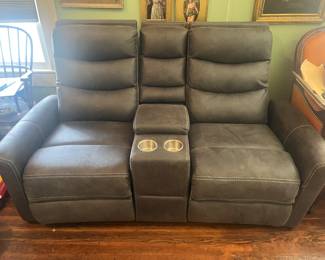 Reclining Sofa 