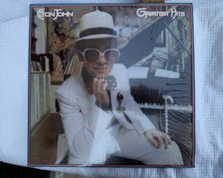 Elton John Greatest Hits Record $5.00