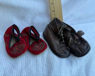 2 Vintage Pairs of Kids Shoes $6.00