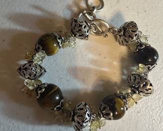 Olive Color and Silver Necklace $5.00