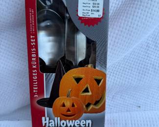 Halloween Carving Set $4.00