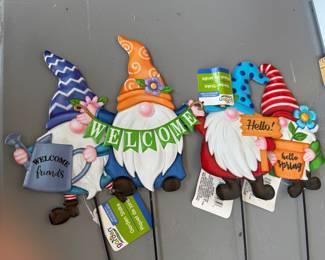 4 Gnome Yard Sticks $8.00