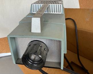 Realist Wards 5 Slide Projector $6.00