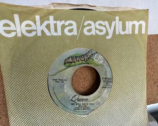 Queen We Will Rock You 45 Record $4.00