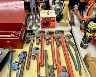 Plumbing gear