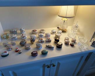 English enamel and Limoges pill boxes, ring holders, glass elephant and Waterford lamp