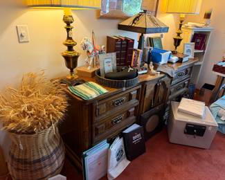 Lots of misc, items too many to mention....a fun adventure for shoppers.