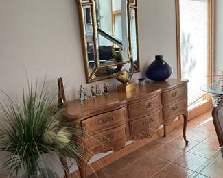 Dining room mirror and sideboard