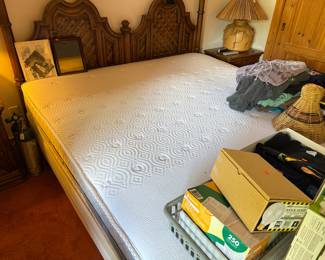 I think a queen size bed, clean, great condition, bedrooms set with headboard, dresser, high boy, two night stands, great lamps