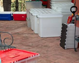Storage plastic containers of all sizes