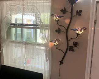 Nice Stain Glass Lamp with Birds 