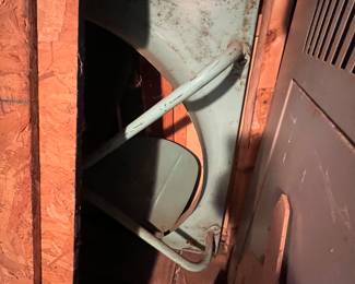 LARGE METAL FAN