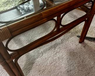 Rattan table / coffee table size